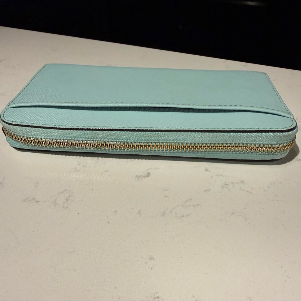 Sold! Kate Spade Eggshell Blue Zip Wallet - Picture 8 of 10